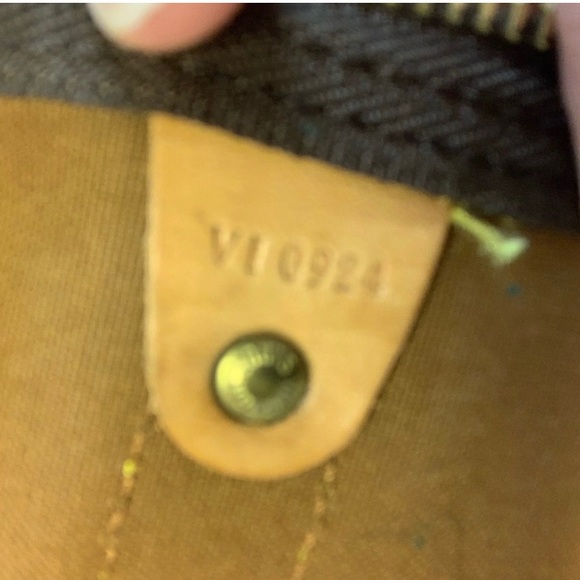 ENTER TO WIN!! 🎁 LOUIS VUITTON KEEPALL 60 BANDOULIÈRE EUC - Picture 13 of 16